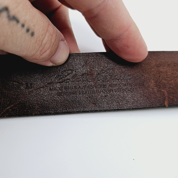 EDDIE BAUER | distressed leather belt - Picture 4 of 8